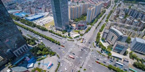 云南一地入選國(guó)家級(jí)道路旅客運(yùn)輸經(jīng)營(yíng)公示名單，區(qū)域交通發(fā)展迎新契機(jī)